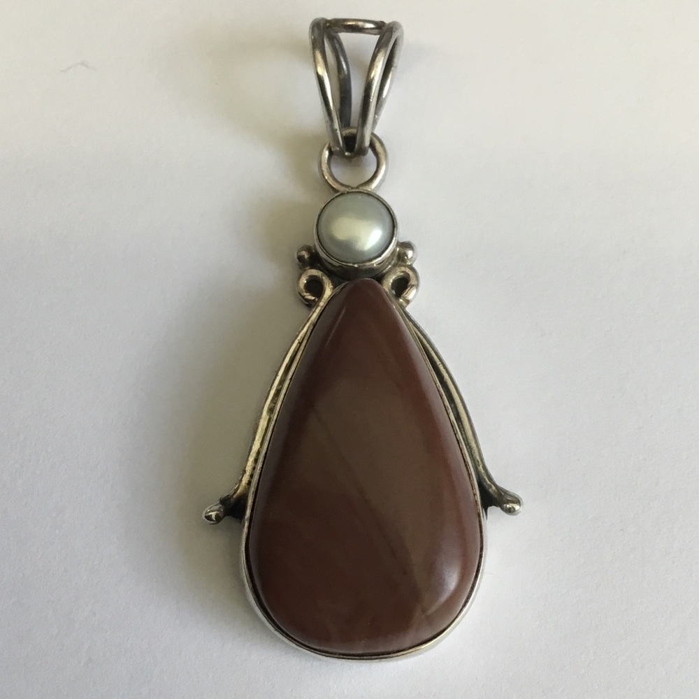 .925 Sterling Silver Tigers Eye & Pearl Pendant